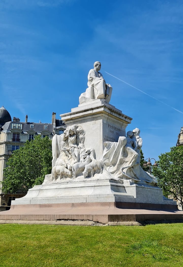 Parc pour enfants de l'avenue de Breteuil 3